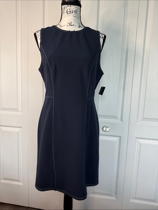 Donna Morgan Dresses & Skirts - Donna Morgan Sleeveless Mini with Princess Seaming in Navy Blazer
